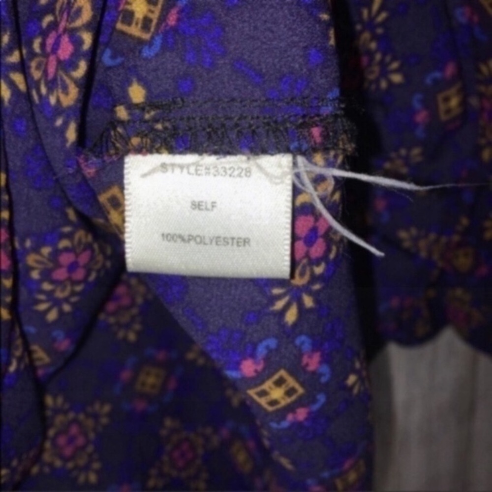 Skies Are Blue Blouse - Picture 3 of 5